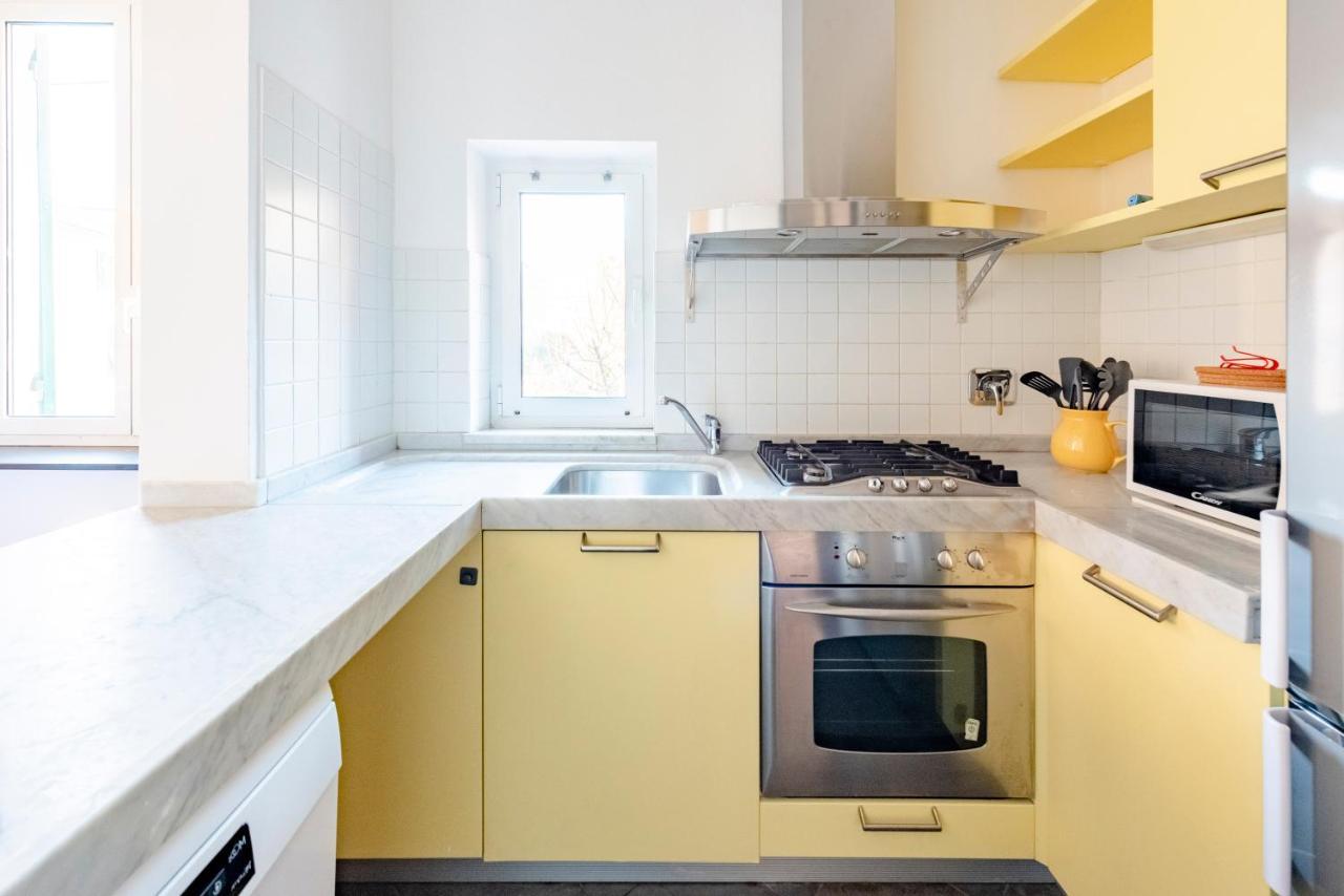 Joivy Modern Flat Next To The Sea Apartment Genoa Exterior photo