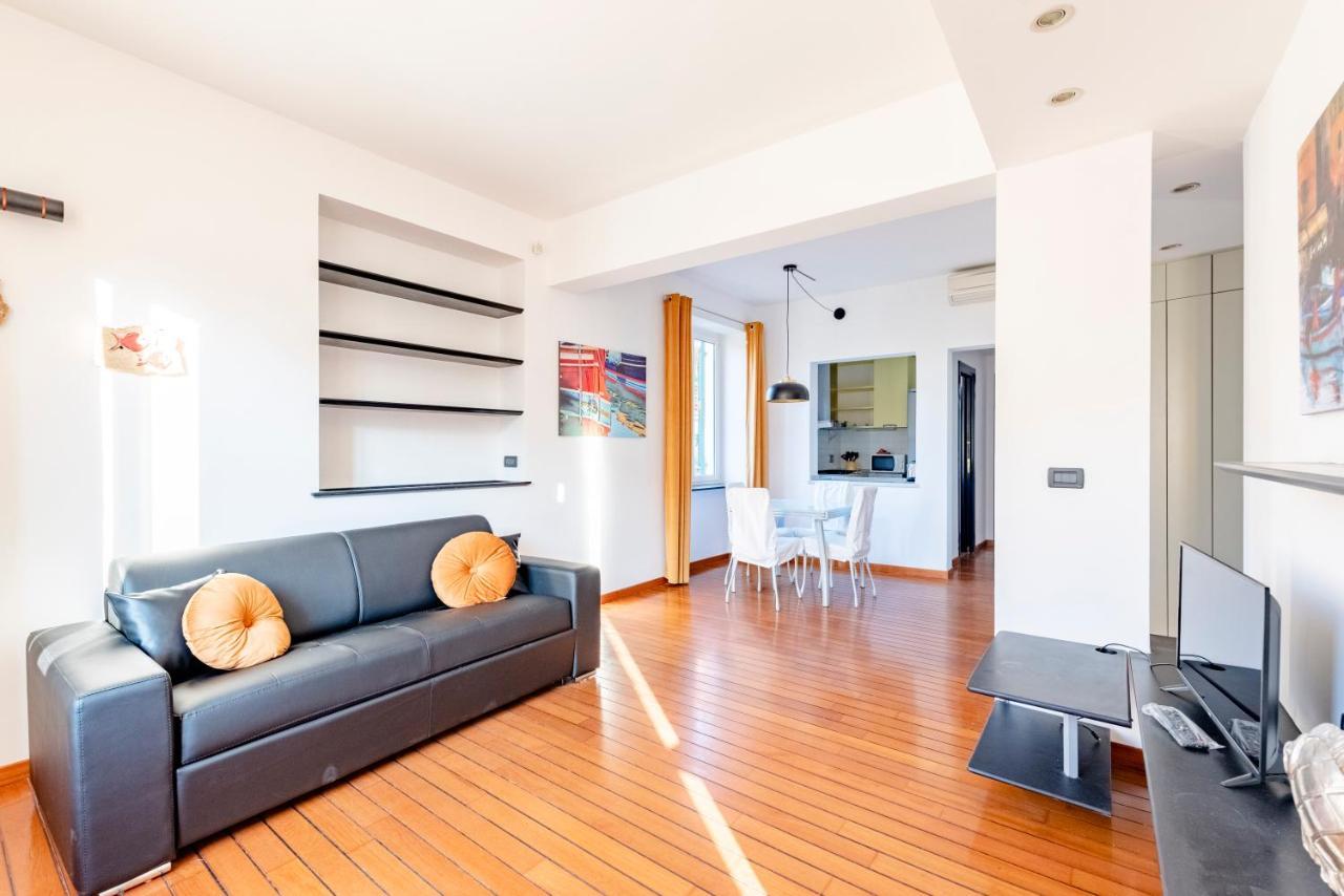 Joivy Modern Flat Next To The Sea Apartment Genoa Exterior photo